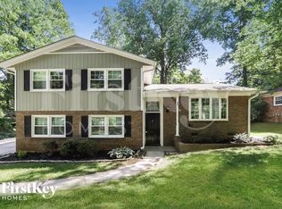 2914 Stratford Dr, Greensboro, NC 27408