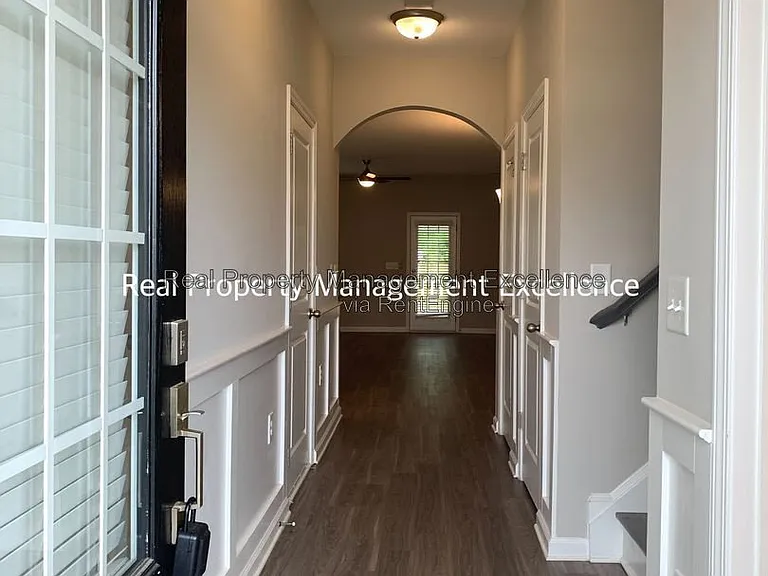 525 Historic Dr — Photo 2