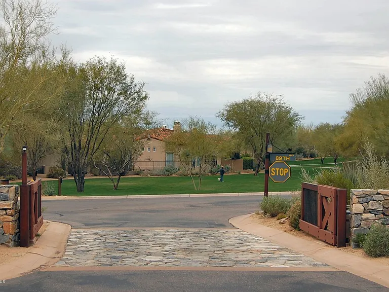 8890 E Flathorn Dr — Photo 12