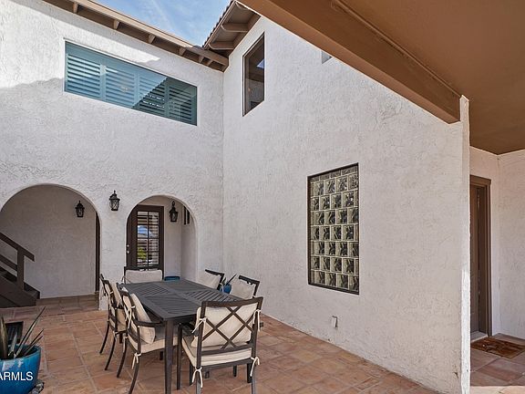 5th image of 660 HAGEN Drive
