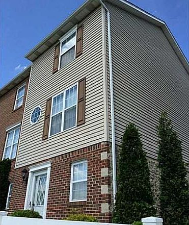 1st image of 637 Donavin Dr