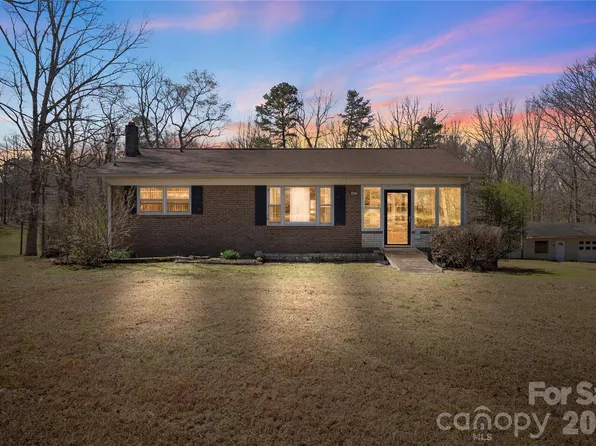 4177 Boggs Rd, Claremont, NC 28610