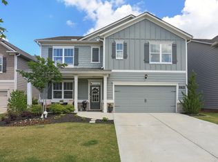 6788 Bluegill Rd, Flowery Branch, GA 30542