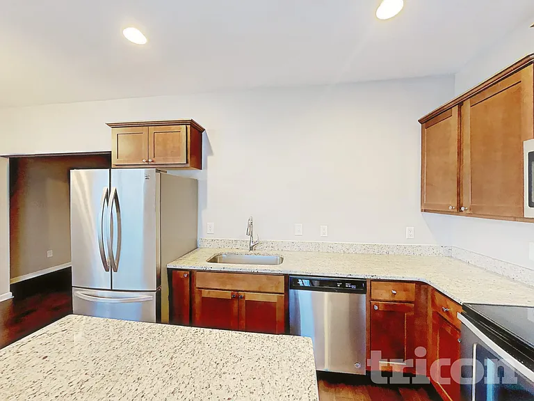 209 Ashmere Ct — Photo 8