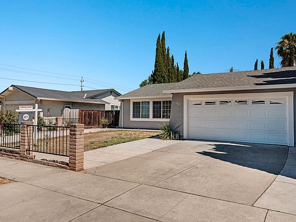 2nd image of 550 Jackie Dr