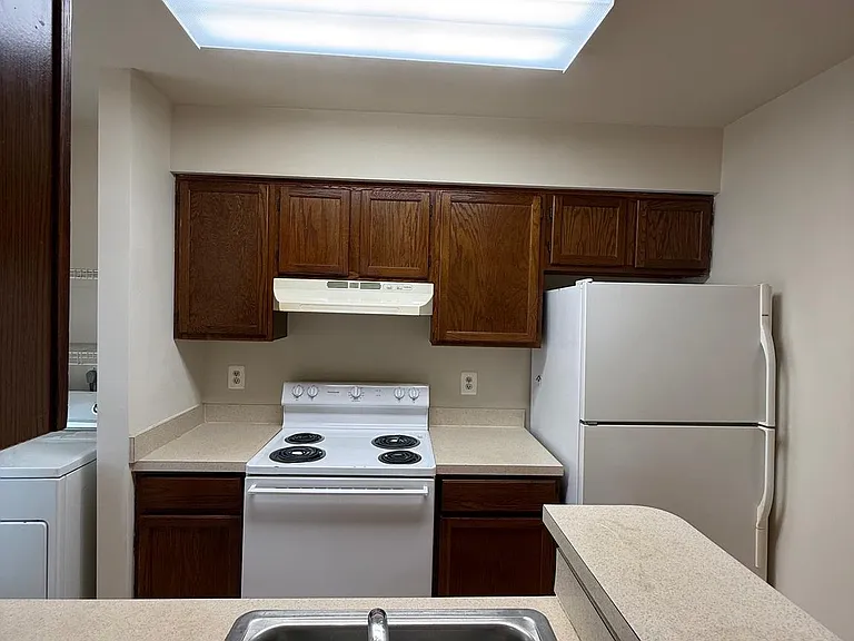 106 Wind Ridge Dr — Photo 5