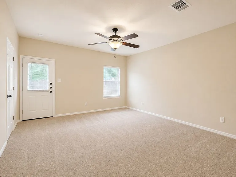 1510-1512 Piedmont Dr — Photo 8