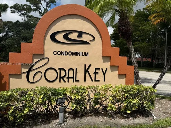 3450 Pinewalk Dr N APT 424, Pompano Beach, FL 33063