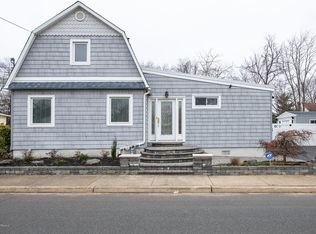 37 Harmony Ave, Middletown, NJ 07748