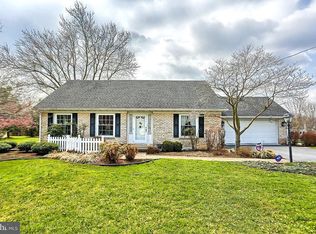 4525 York Rd, New oxford, PA 17350