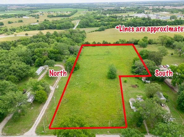 S Clay St, Holden, MO 64040