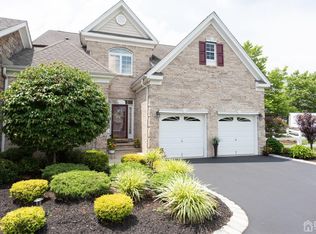 2 Schneider Ct, Old Bridge, NJ 08857