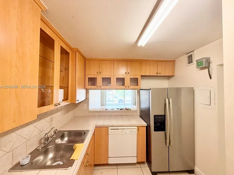 1975 W 44th Pl #203 — Photo 3