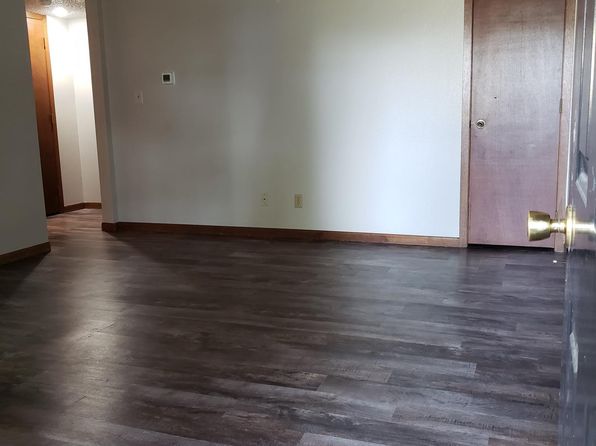 302 3rd Ave #1