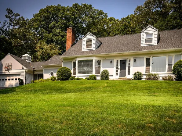 36 Pond Hill Road, Chappaqua, NY 10514