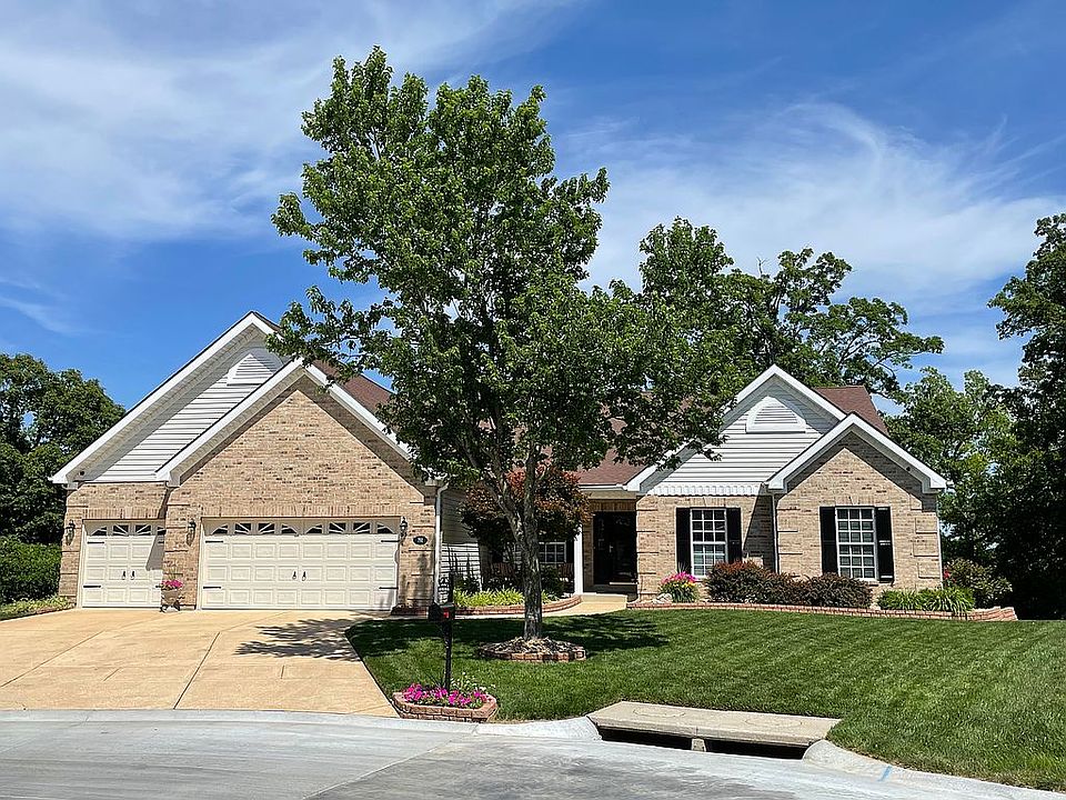 Beautiful and move in ready!