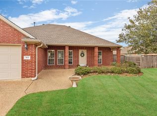 903 Scoffield Dr, College Station, TX 77845