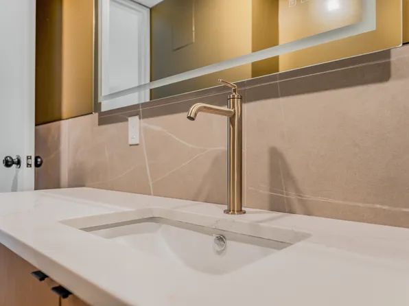 146 West 57th Street image 25 of 35