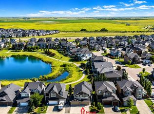 148 N Rainbow Falls Gln, Chestermere, AB T1X 0S5
