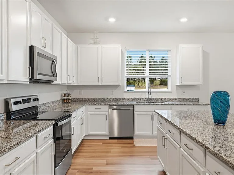 2081 Malbec Ct — Photo 7