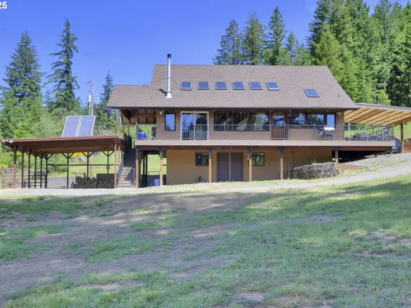 94464 Marcola Rd, Marcola, OR 97454