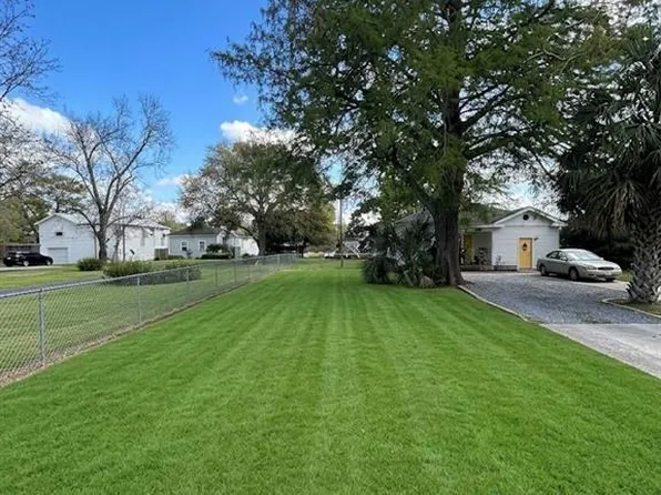 6548 Hayne Blvd, New Orleans, LA 70126