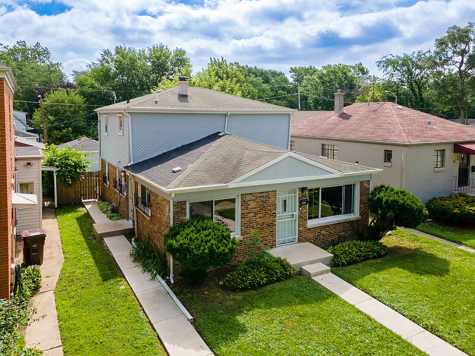 E⭐︎House 16777 Trapet Ave, Hazel Crest, IL 60429 | Zillow