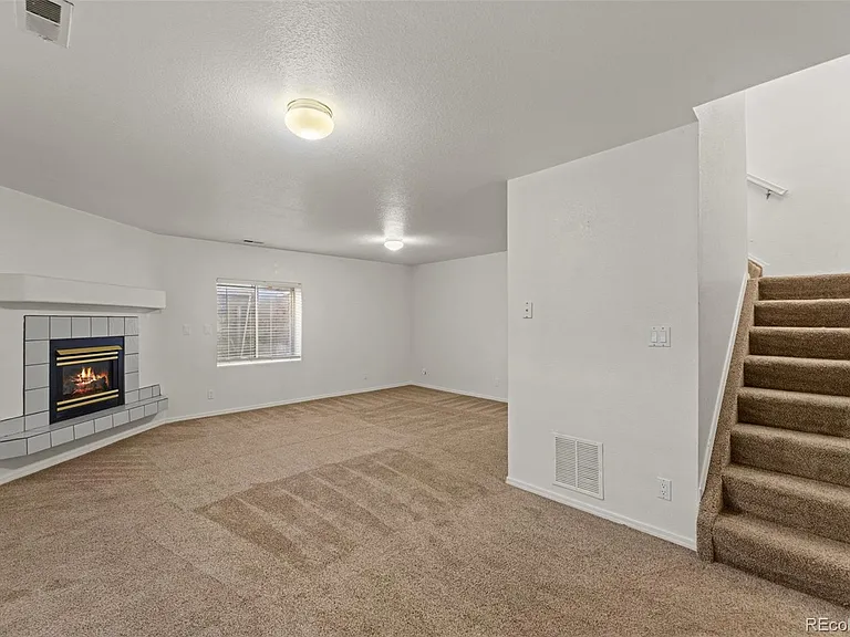 6082 Colony Cir — Photo 14