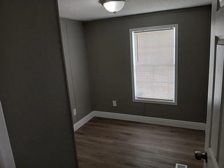 2805 Mineola Dr #22 — Photo 14
