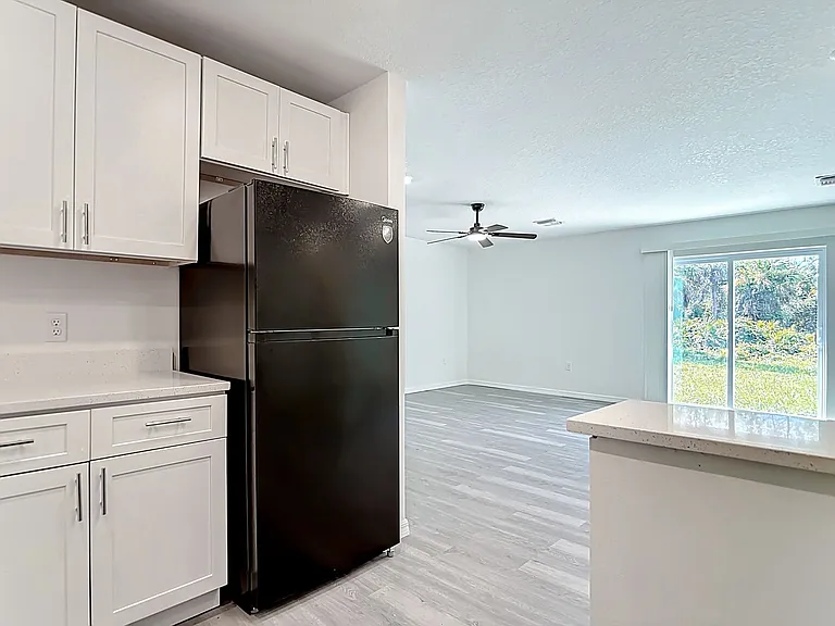 3067 Quarter St — Photo 13
