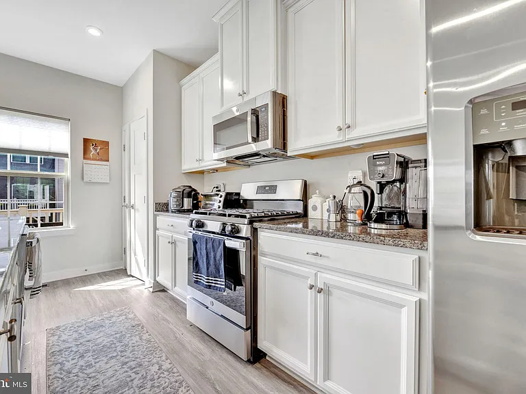 14737 Earl Mitchell Ave #E — Photo 4