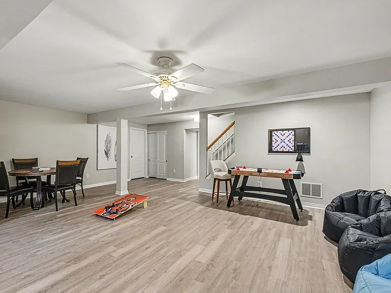 2580 Hingham Ln — Photo 29