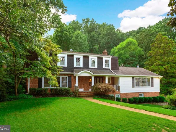 3856 N Rixey St, Arlington, VA 22207