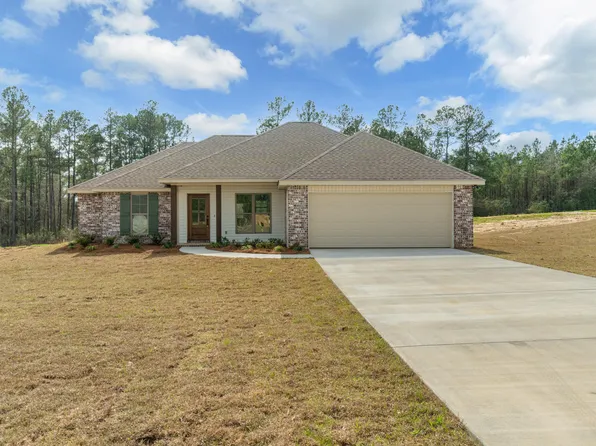 34 Applewood Dr, Purvis, MS 39475