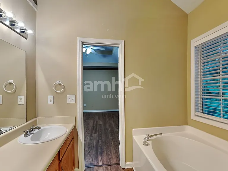 356 McMillan Rd — Photo 11