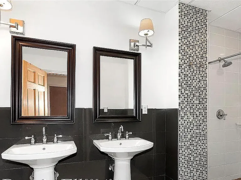 1049 49th Ave #3 — Photo 6