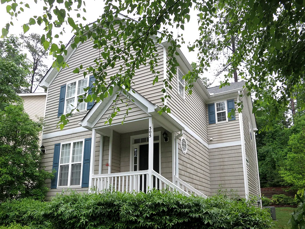 4 bed, 1760 sqft, $3,500 — Photo 1