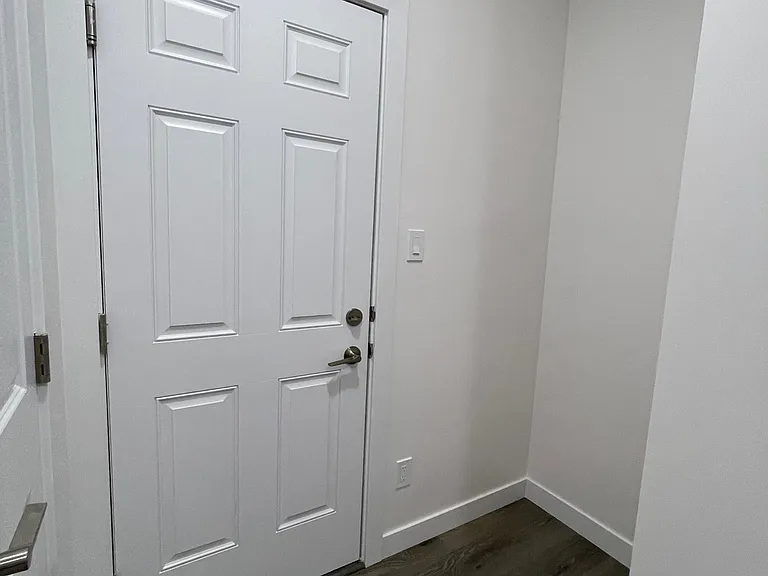 740 Daniels Way SW — Photo 5