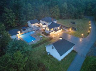 29 Spring St, Pelham, NH 03076