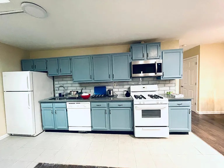 1308 South St — Photo 3
