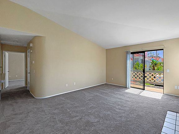4th image of 9409 Fairgrove Ln Unit 203