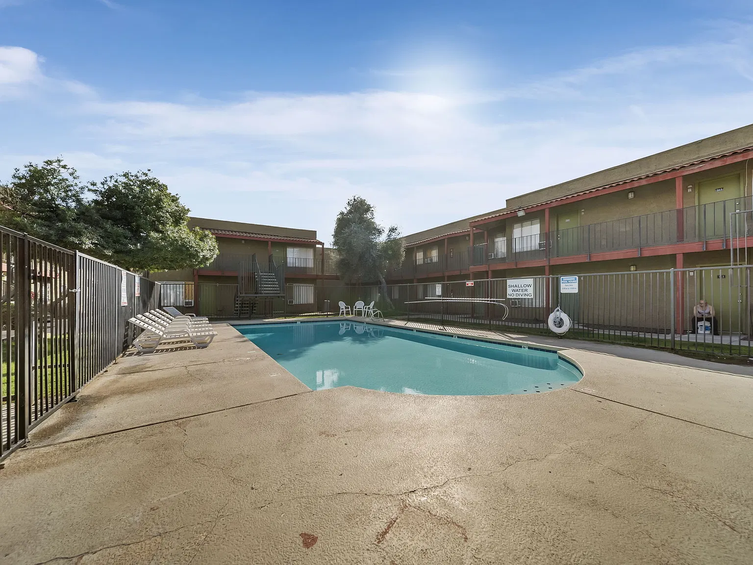 Terra Villa Apartments — Photo 2