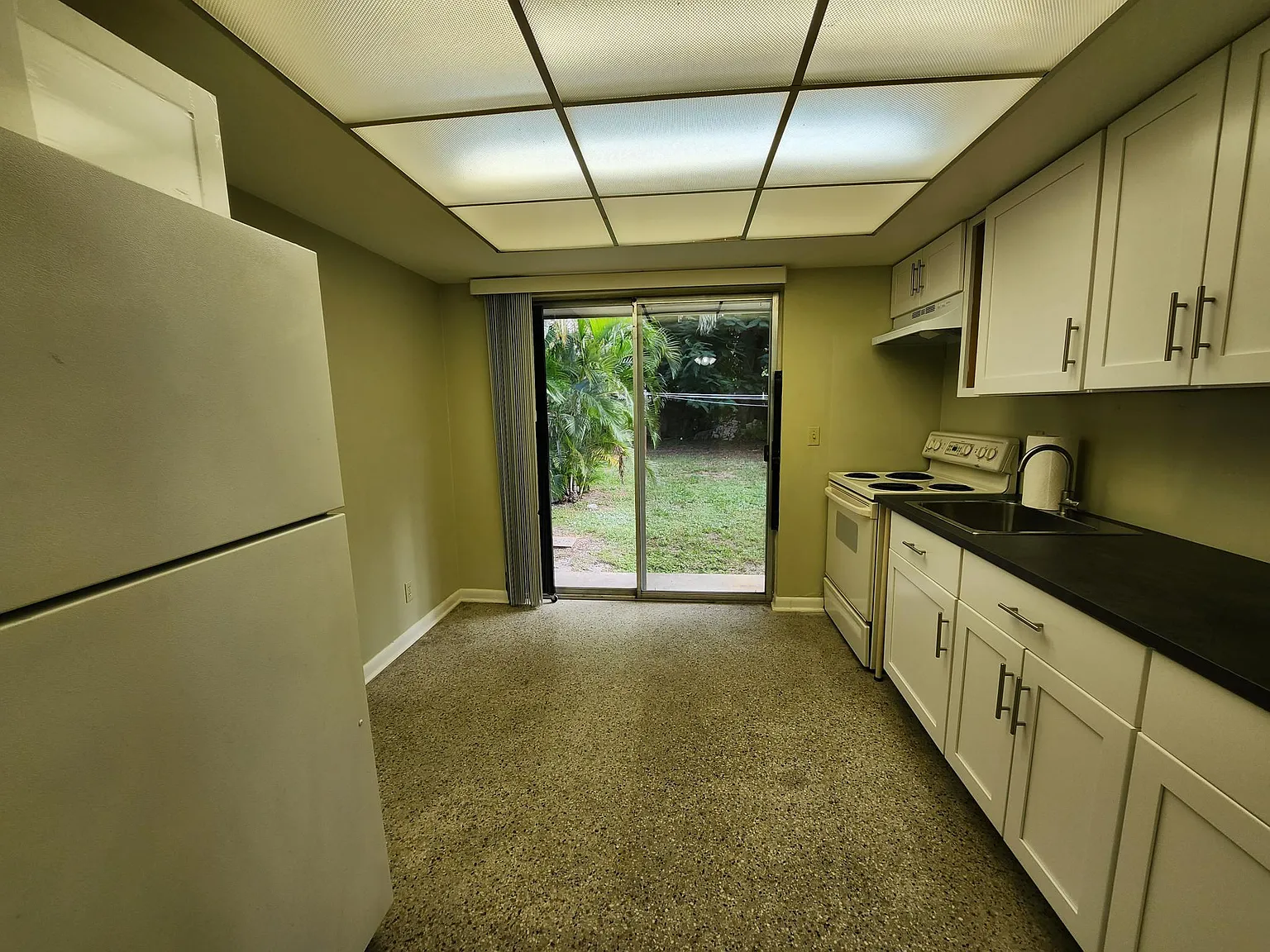 9374 Sunrise Dr — Photo 4