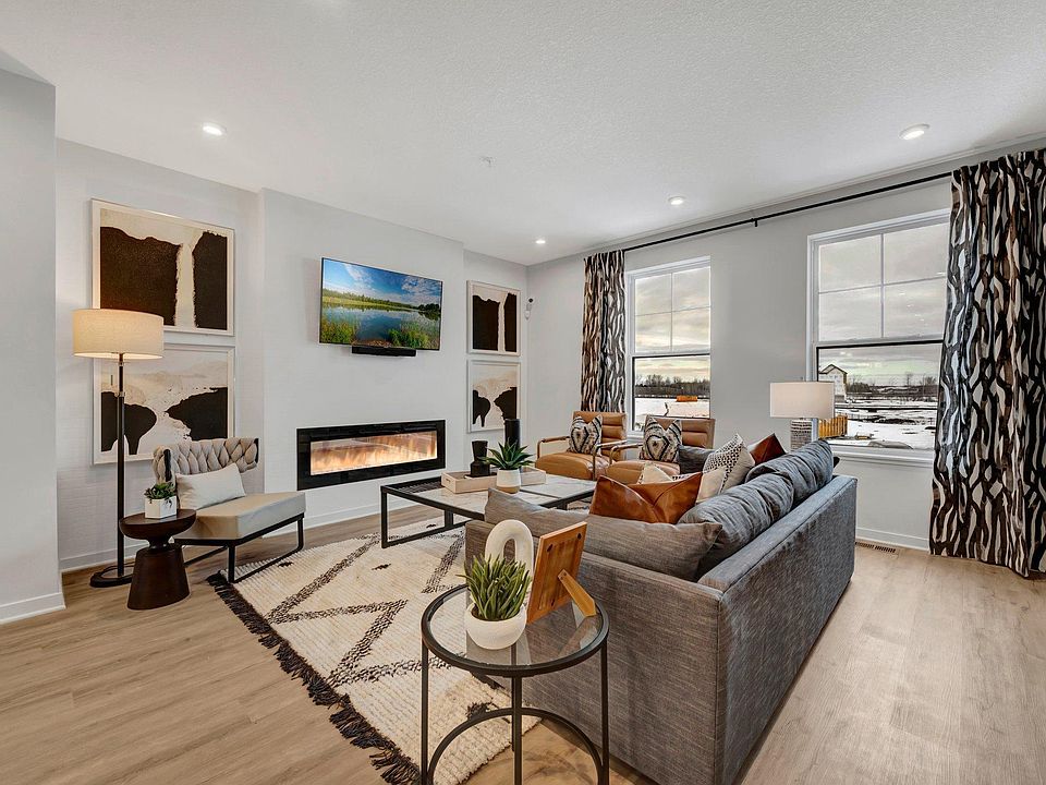1st image of 8668 London Cir NE #B