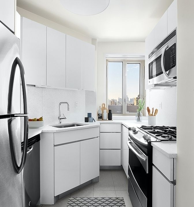 1st image of 450 E 20th St APT 9E