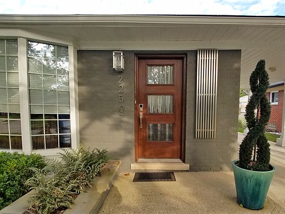 3rd image of 22507 Norcrest Dr