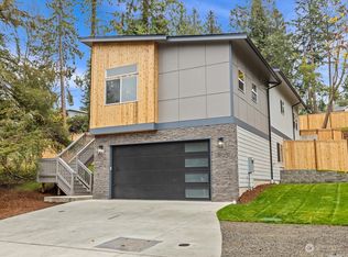 1920 Starling St, Steilacoom, WA