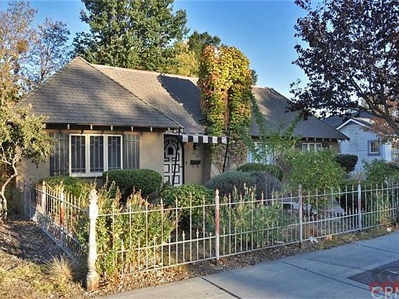 Addressed at 1924 Spring Street, it was also built in 1924!