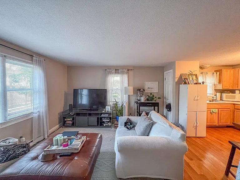 18 Germain Ave #3 — Photo 11