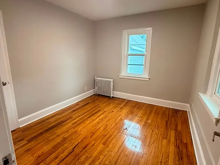 308 Main St — Photo 5